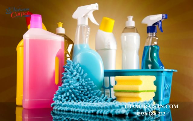Sử dụng chất tẩy vệ sinh thảm phù hợp
