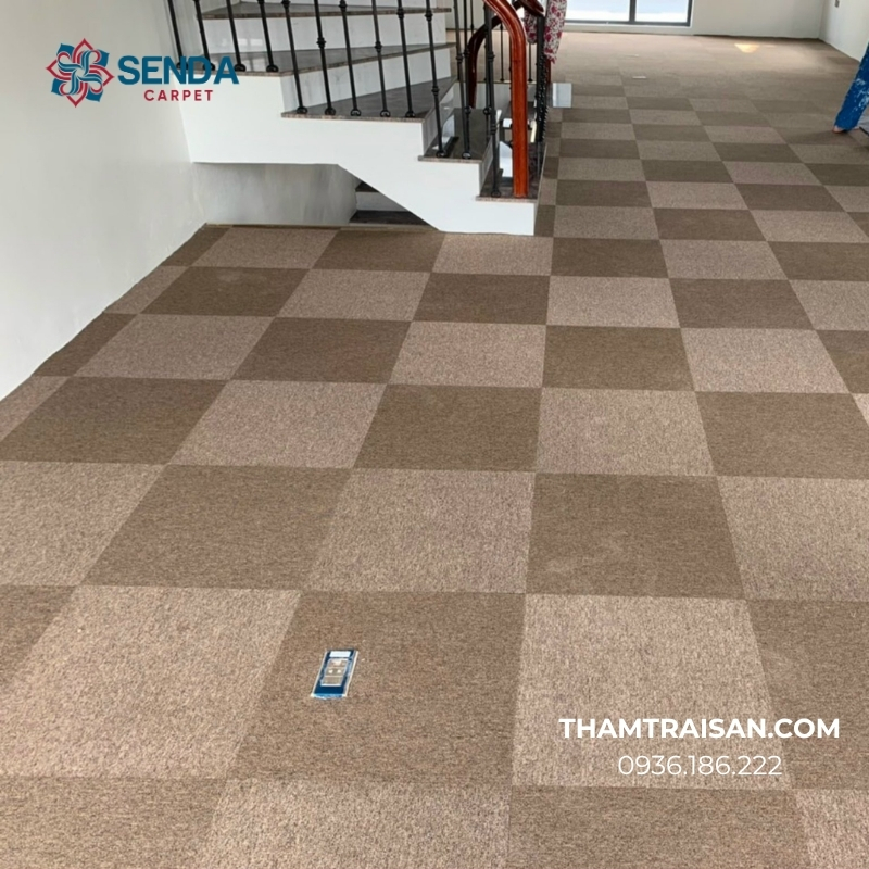 Thảm nỉ màu nâu đất