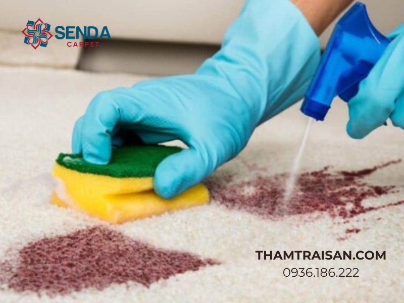 Vệ sinh thảm bằng giấm và nước rửa chén