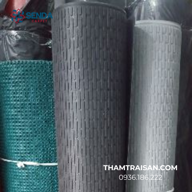 Thảm nhựa chốt (que) là như nào?