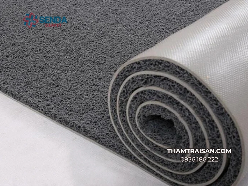 Thảm nhựa rối