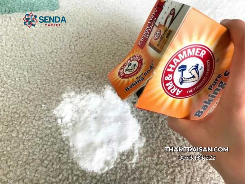 Vệ sinh thảm bằng baking soda