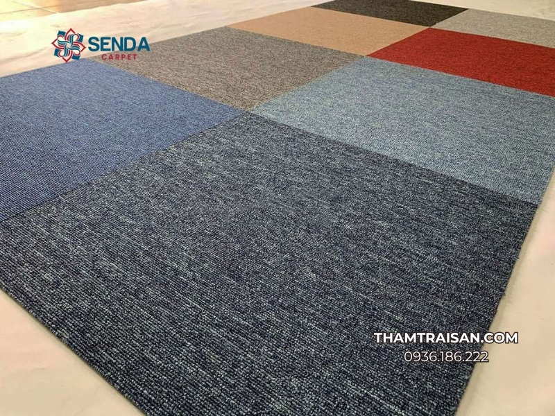 So sánh chi tiết về thảm cuộn - thảm tấm