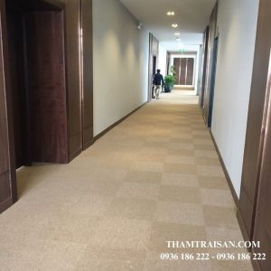 Ứng dụng thực tiễn của Thảm Tấm Tuntex T12 50x50 