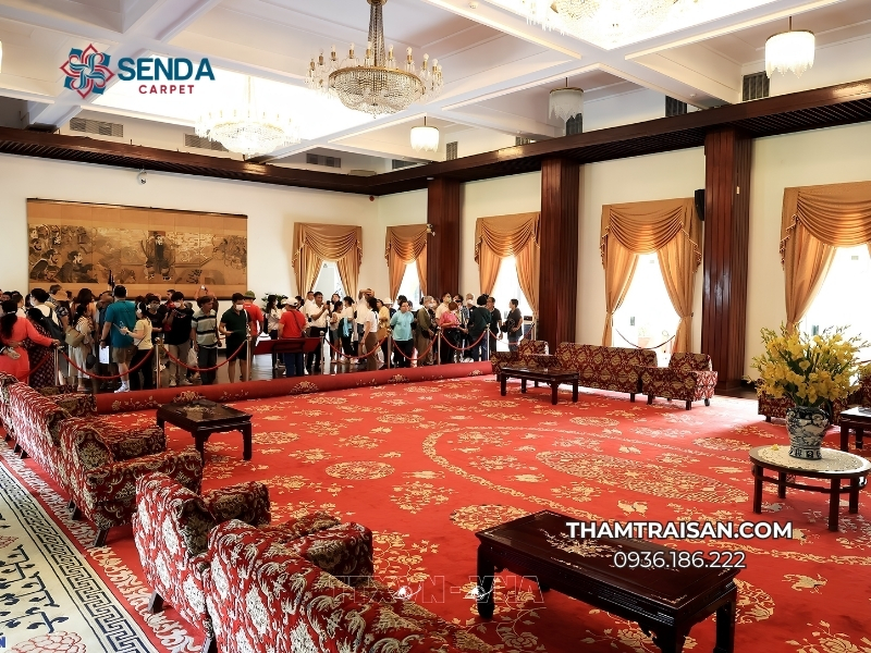 Thảm khánh tiết có thiết kế sang trọng, chất liệu bền đẹp